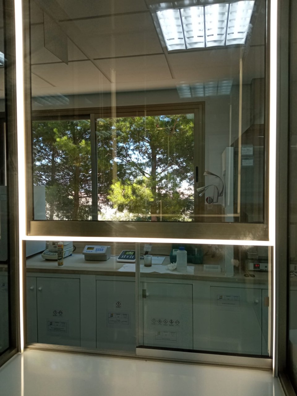 Tiras led Cristalera